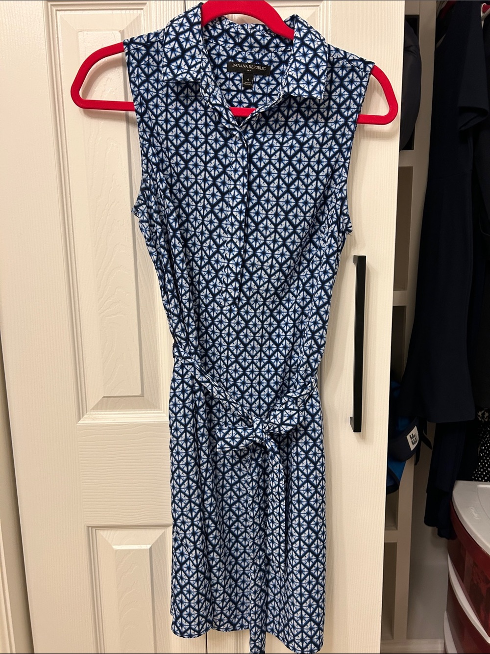 Banana Republic Navy & White Geometric Sleeveless Midi Dress